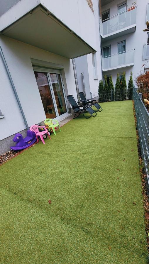 Green Terrace Big Family Apartment Breslavia Esterno foto