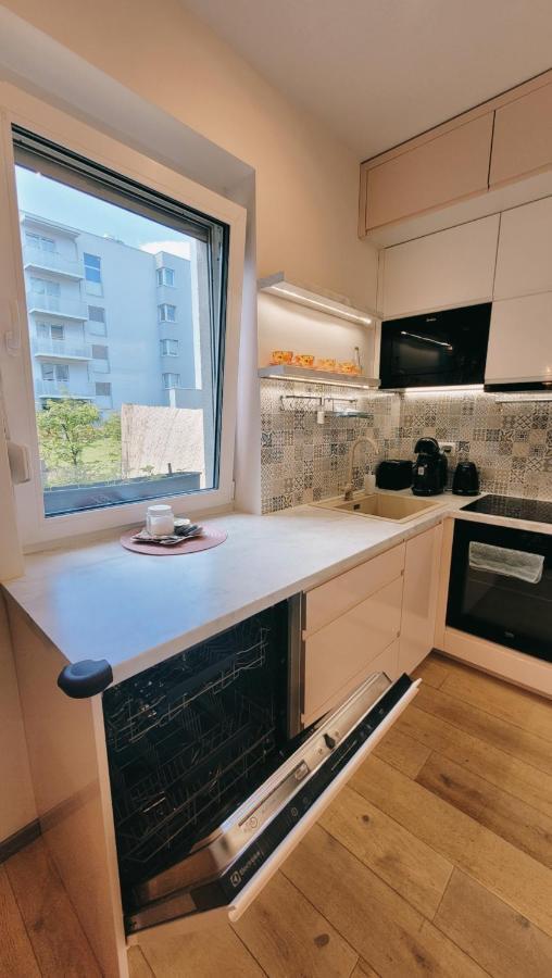 Green Terrace Big Family Apartment Breslavia Esterno foto